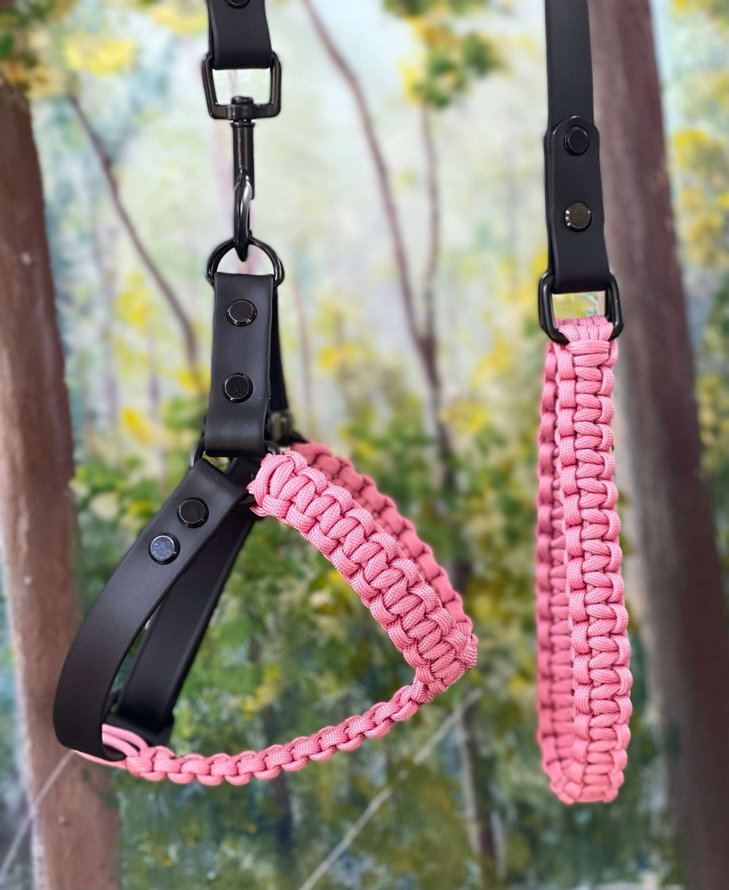 Pocket Pooch Harness Set, adjustable step in harness and leash.